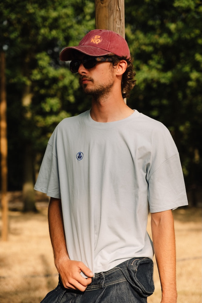 F07. Vintage cap