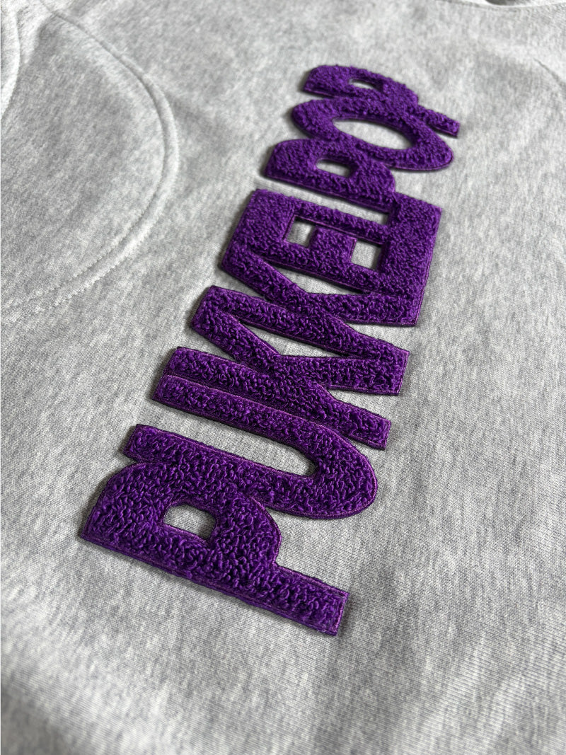 F17. Pukkelflock crewneck