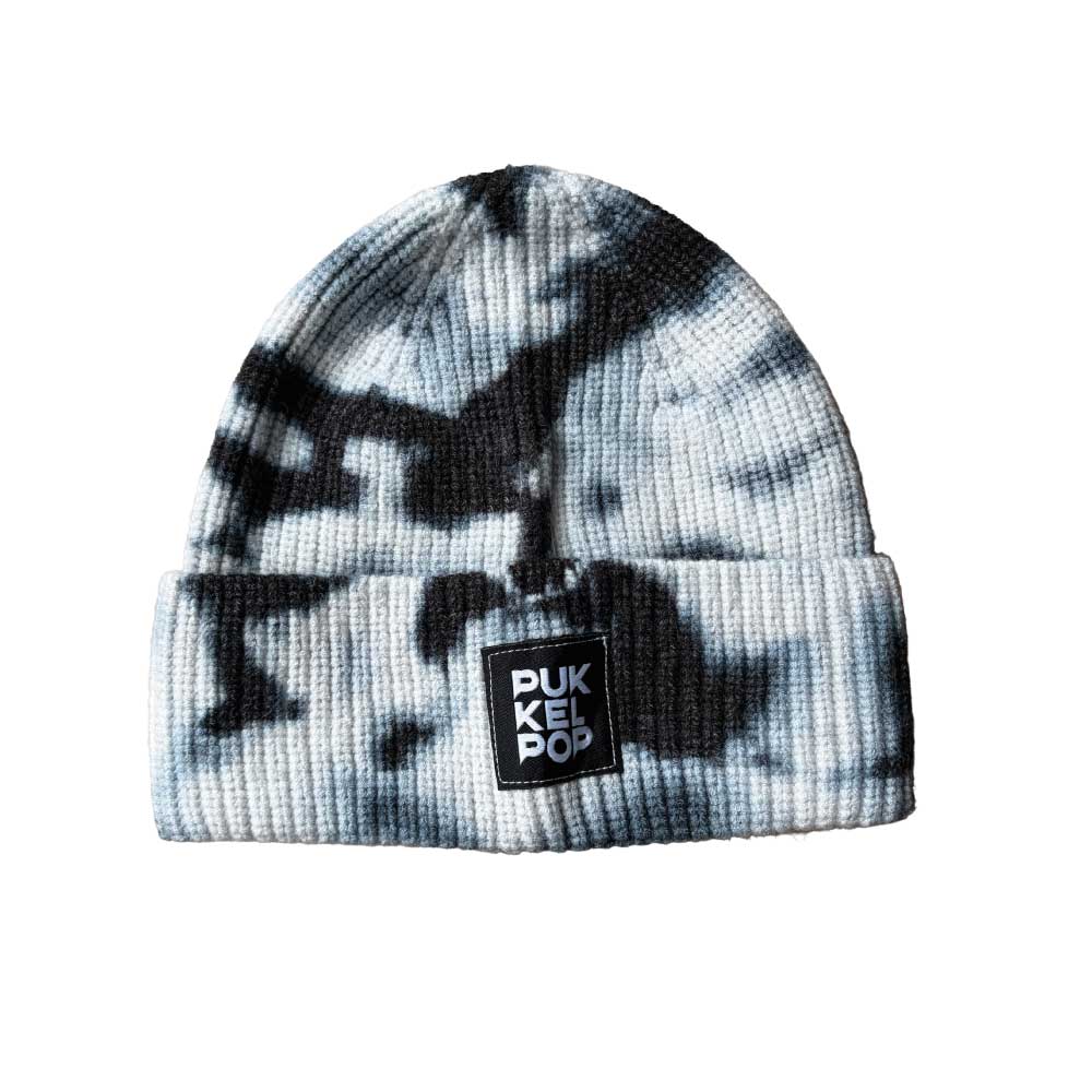 F08. Tie dye beanie